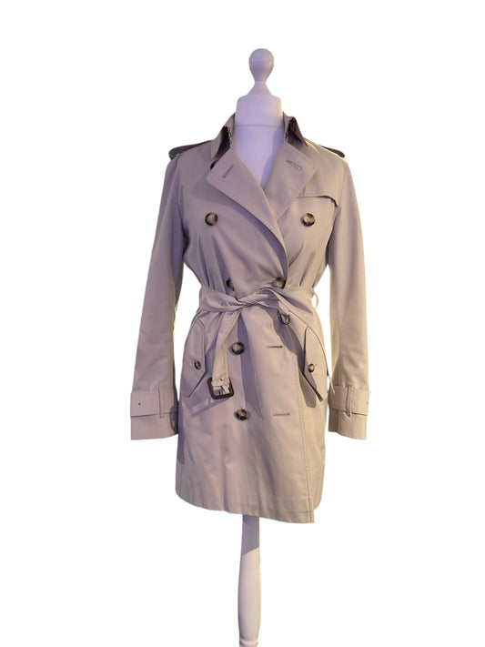 Burberry Short Chelsea Heritage Trench